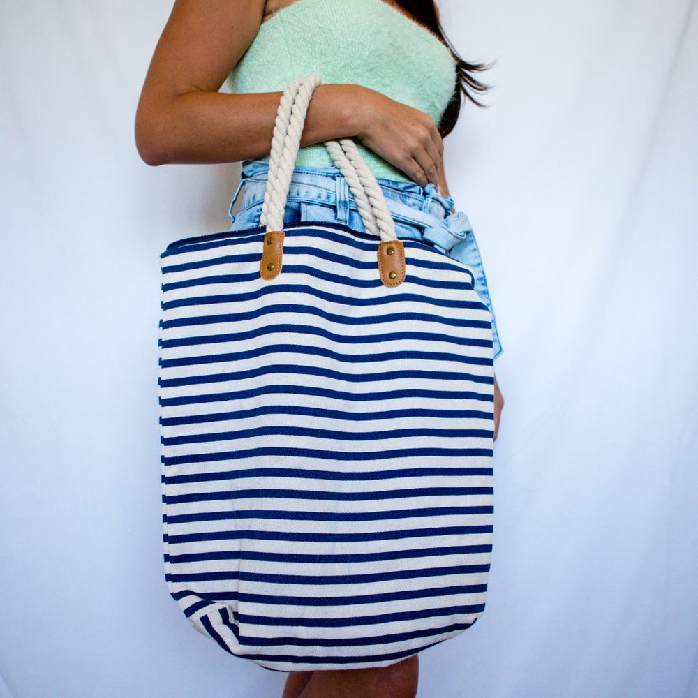 Nautical Brittany Brittany Striped Zippered Tote